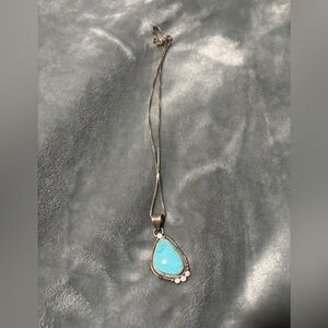 Turquoise pendant necklace